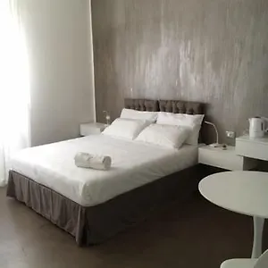 Mosagi Bed & Breakfast